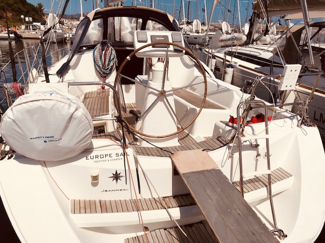 Photo #3 - Sun Odyssey 36i Performance (Bliksem) in Portisco - 42852