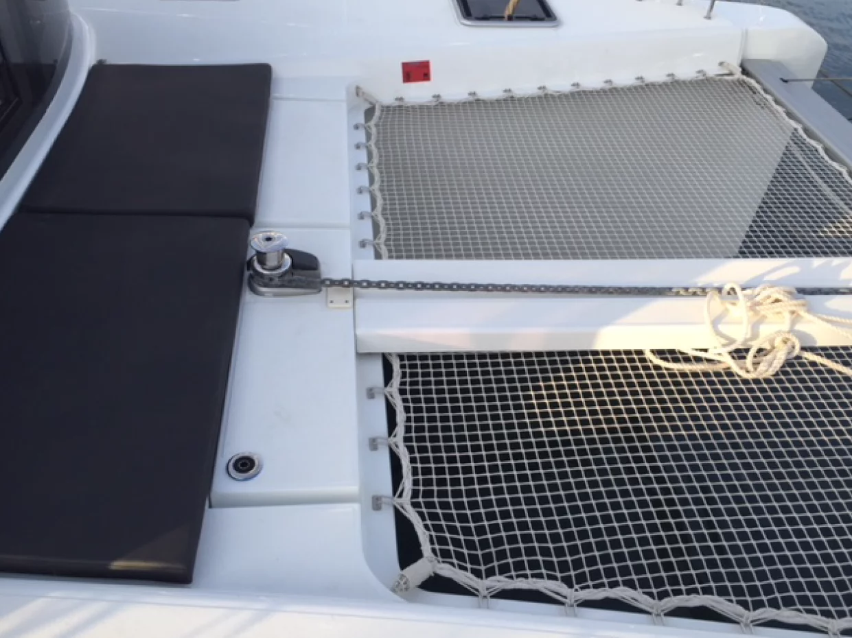 Lagoon 40 - 4 + 2 cab (Andromeda)  - 3