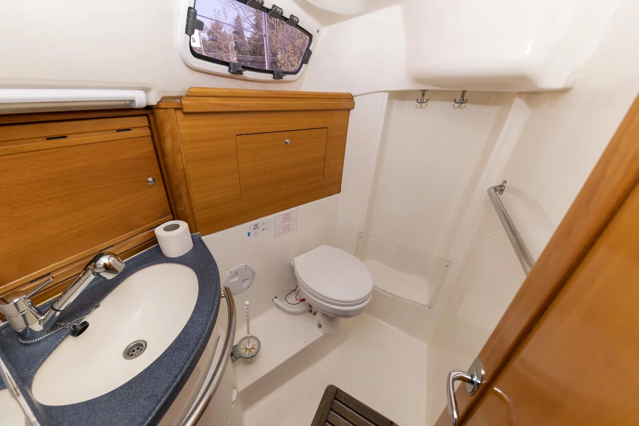 Bavaria 34 Cruiser - 2 cab. (NinaNina)  - 22