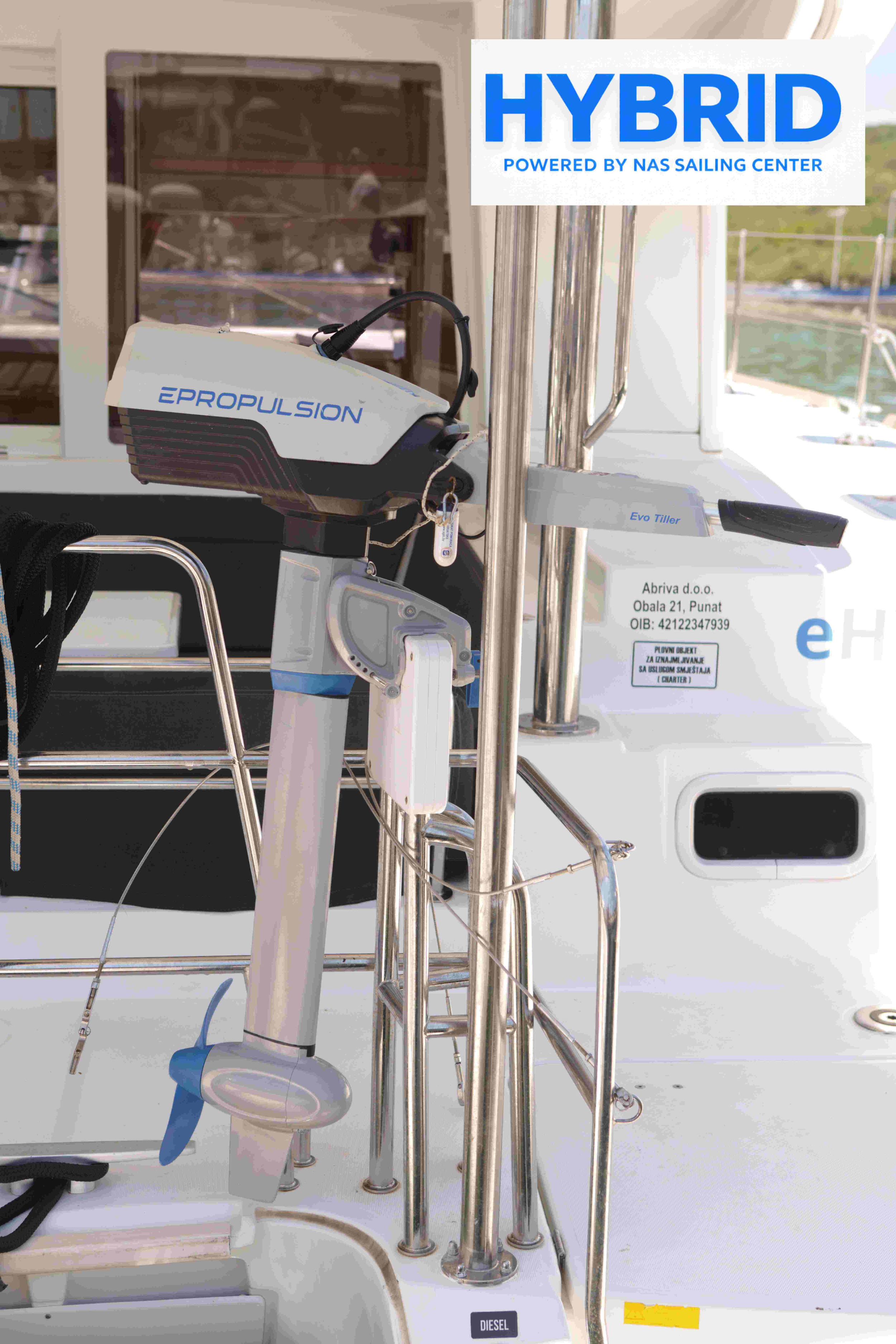Lagoon 400 S2 - 4 + 2 cab. — photo 14