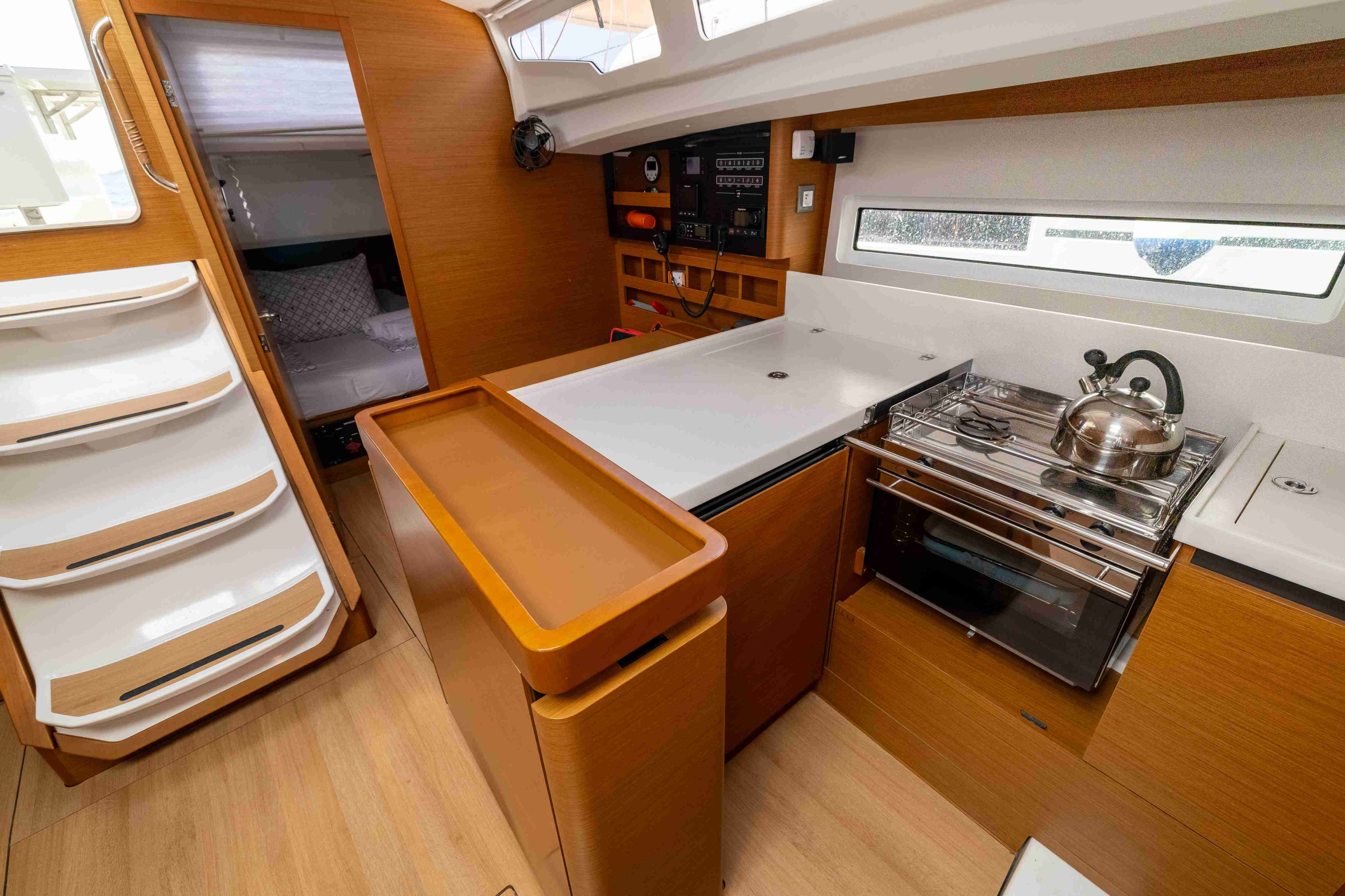 Photo #10 - Sun Odyssey 440 (Karla) en Drage - 43012