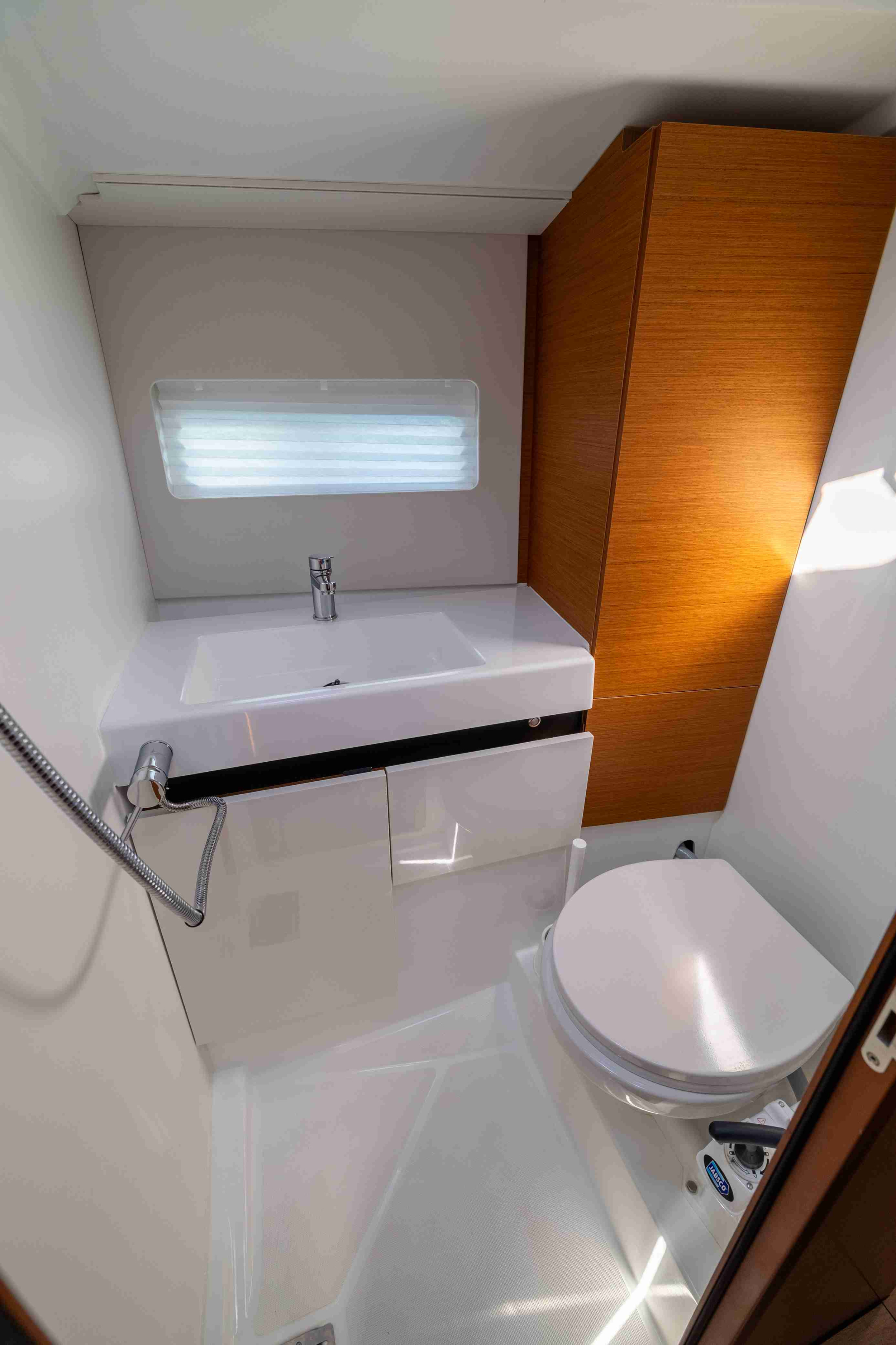 Photo #17 - Sun Odyssey 490 - 5 cab. (Ela) en Drage - 43015