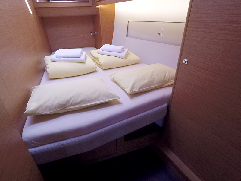 Dufour 470 - 4 cab. — photo 15