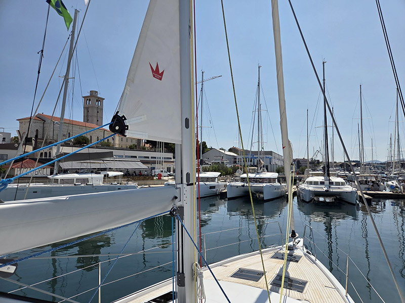 Dufour 44 - 3 cab. — photo 4