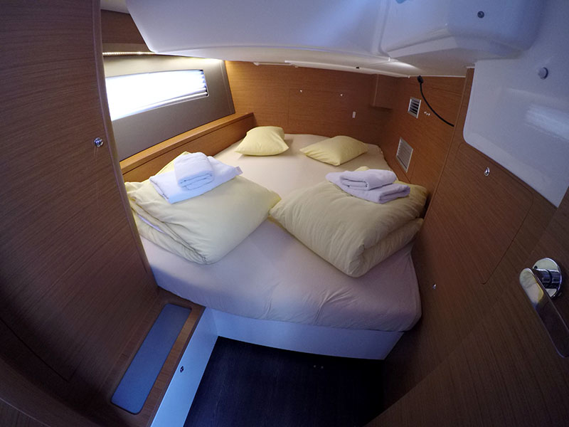 Dufour 44 - 3 cab. — photo 19