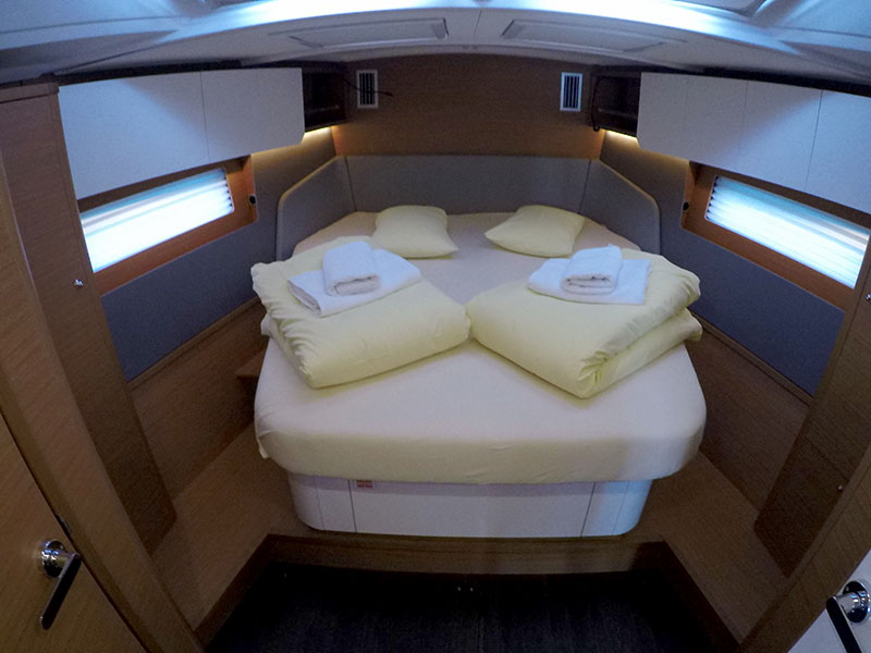 Dufour 44 - 3 cab. — photo 21