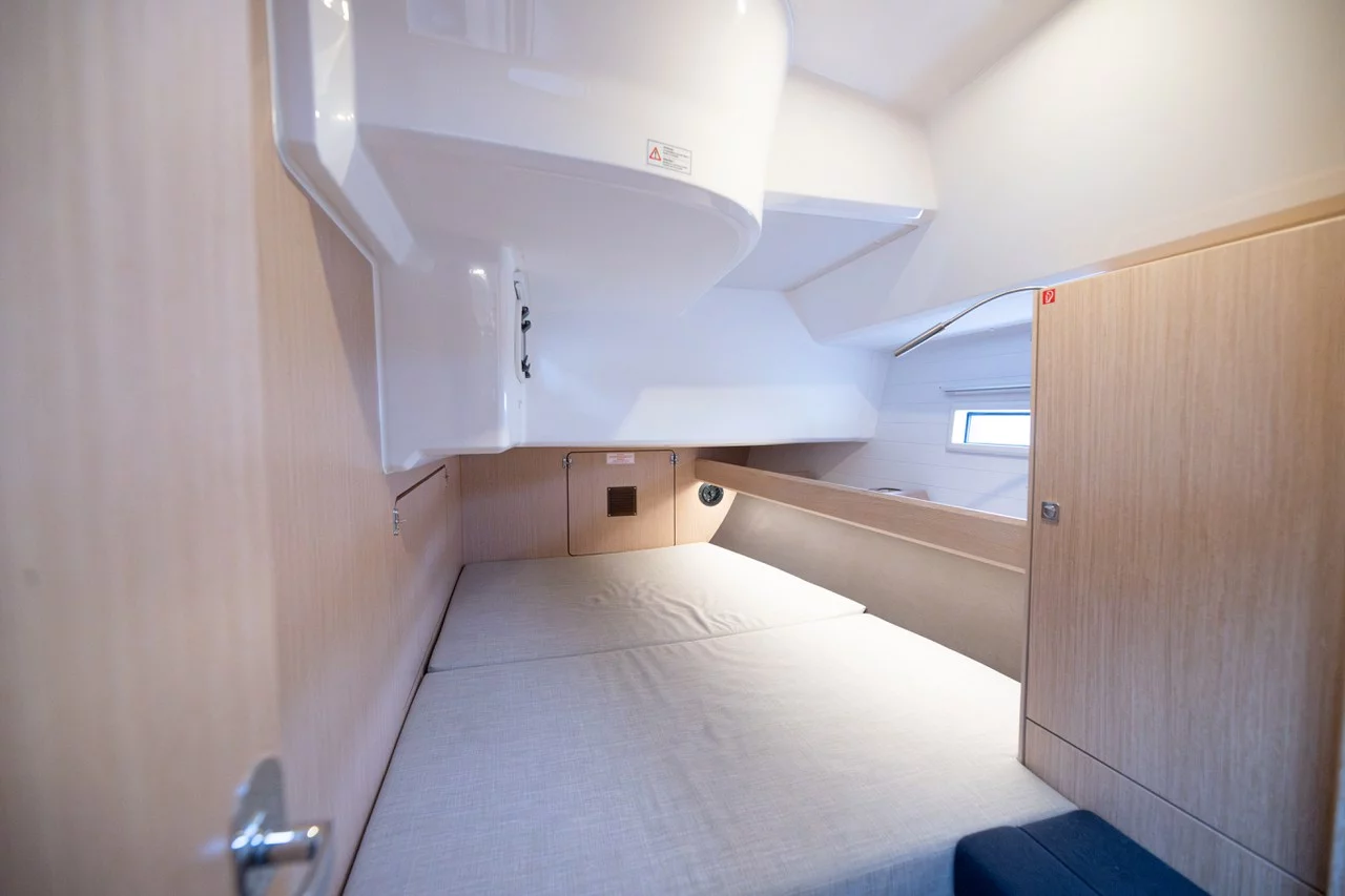 Bavaria Cruiser 46 - 4 cab. (Blue-D)  - 9
