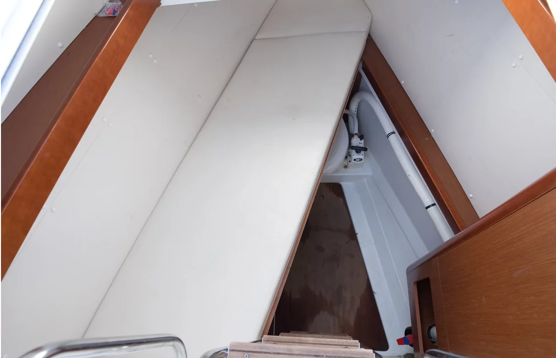 Oceanis 50 (Vanessa M)  - 12