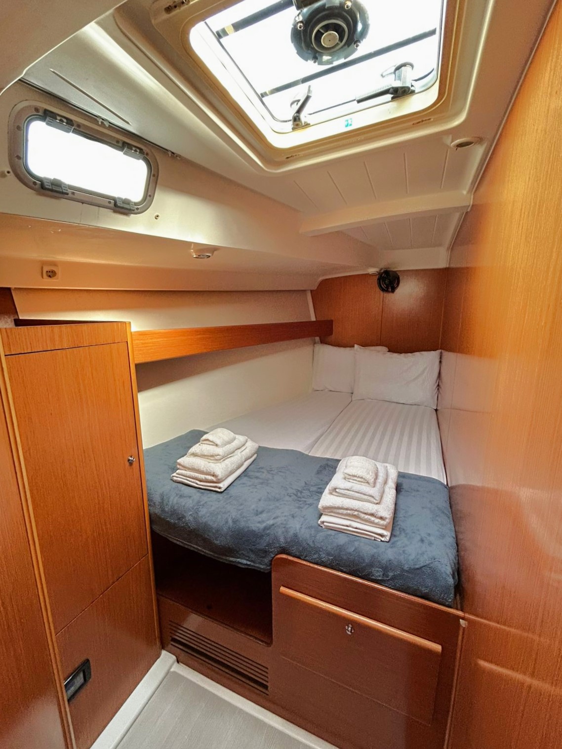 Photo #11 - Cyclades 50.5 - 5 + 1 cab. (Leonidas) in Athen - 43153