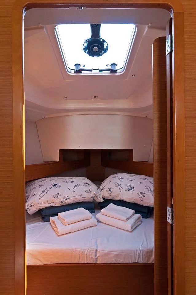 Sun Odyssey 33i (Kiki Kiss)  - 6