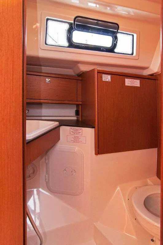 Bavaria Cruiser 34 (Adria Tina)  - 6