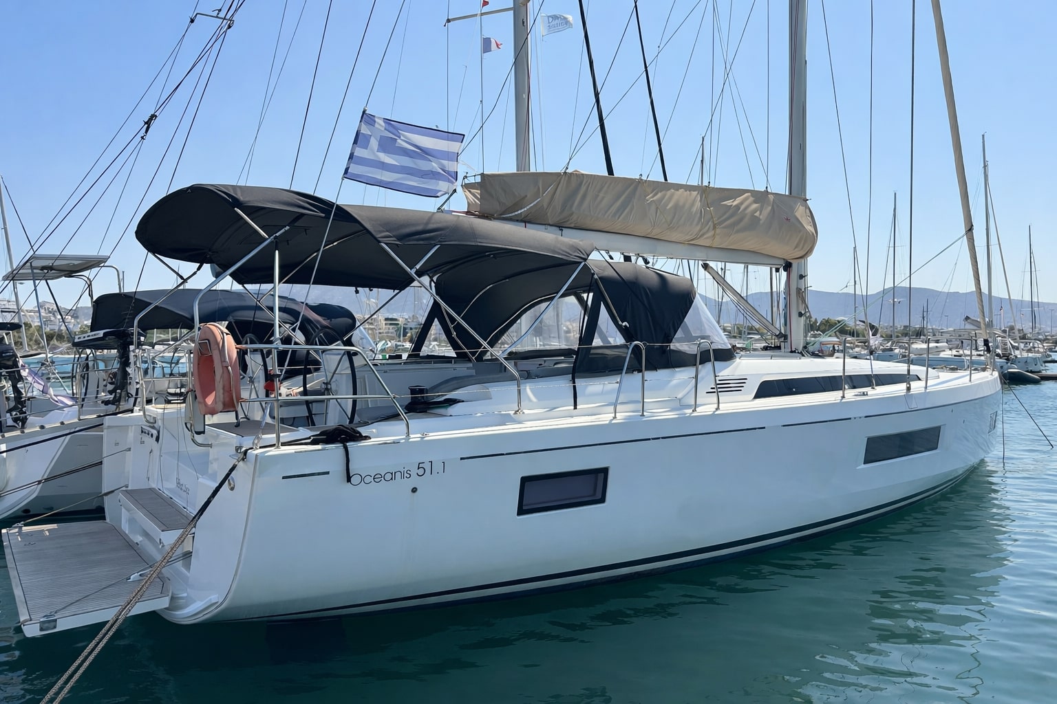 Oceanis 51.1 - 5 + 1 cab. — photo 7