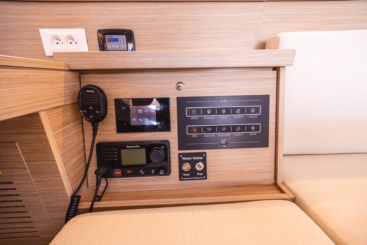 Lagoon 40 - 4 + 2 cab (Deva)  - 15