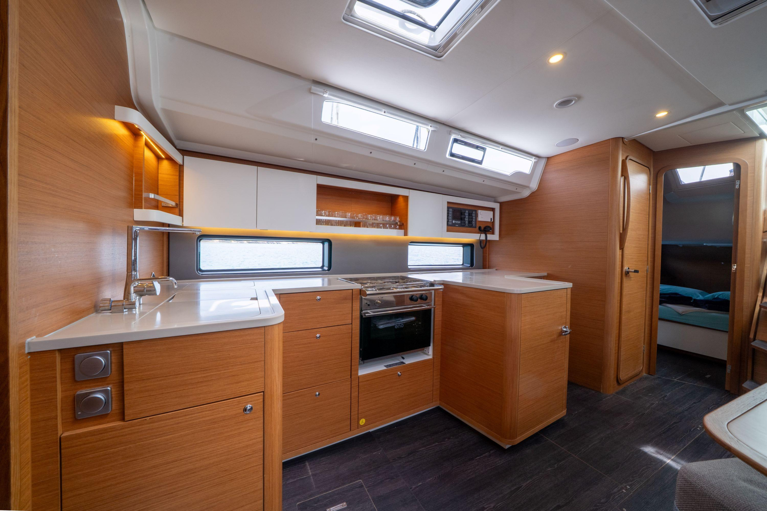 Dufour 44 - 4 cab — photo 8
