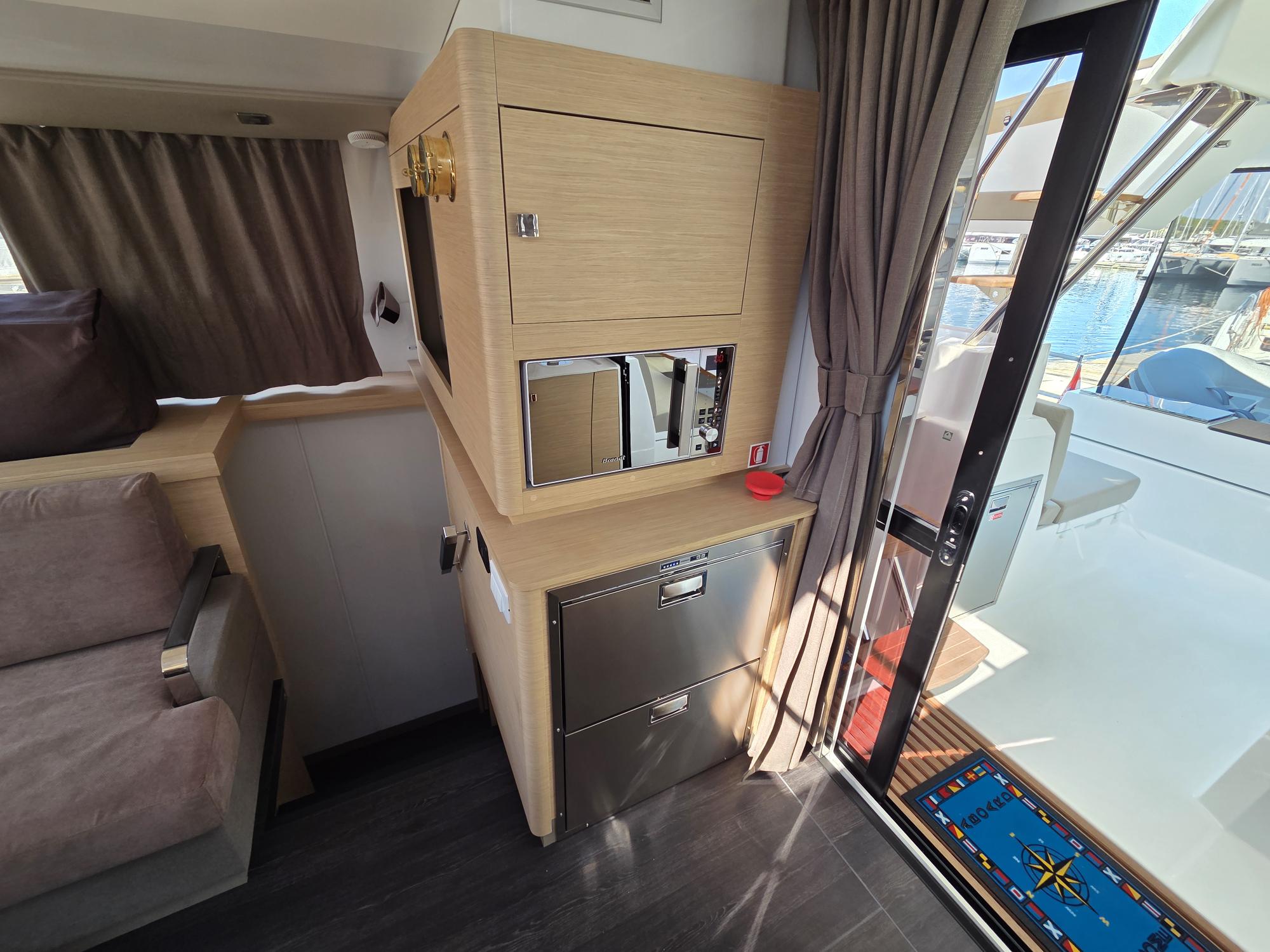Fountaine Pajot Astrea 42 - 4 + 2 cab. — photo 8