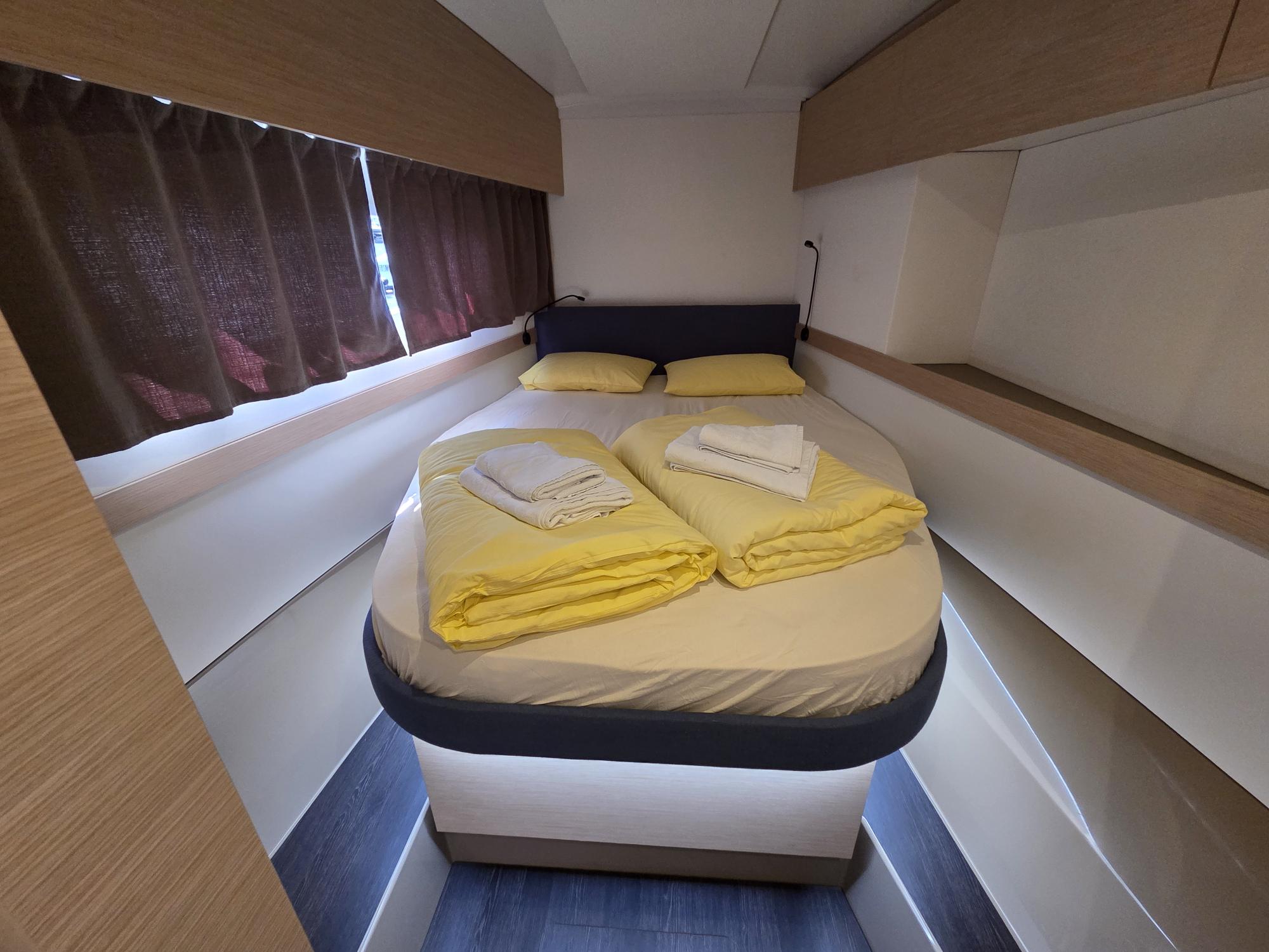 Fountaine Pajot Astrea 42 - 4 + 2 cab. — photo 9