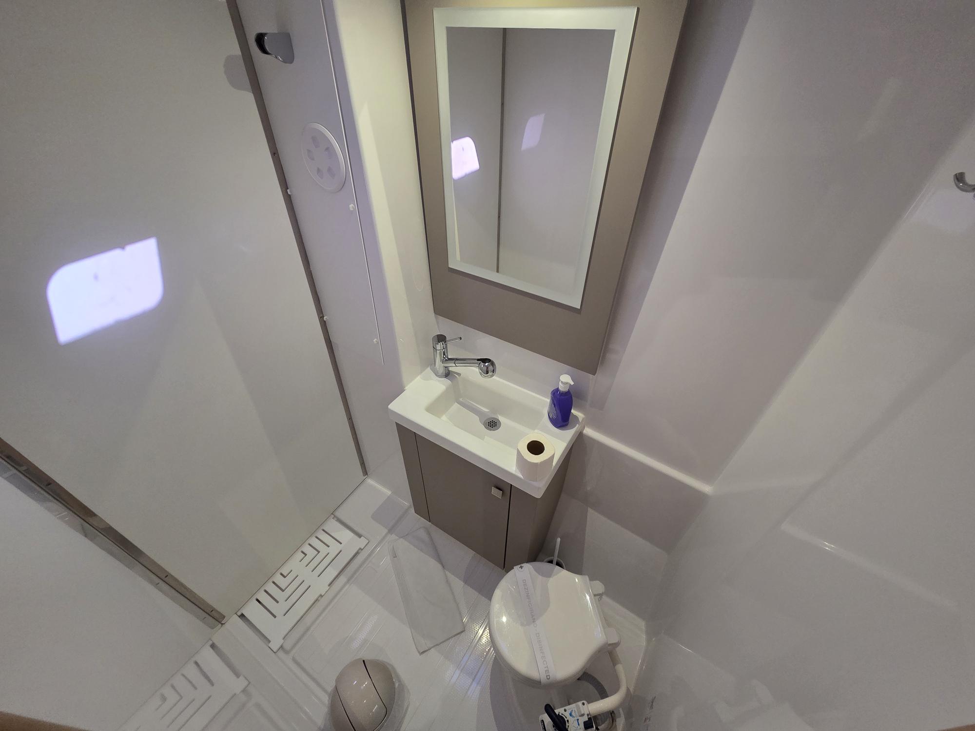 Fountaine Pajot Astrea 42 - 4 + 2 cab. — photo 12