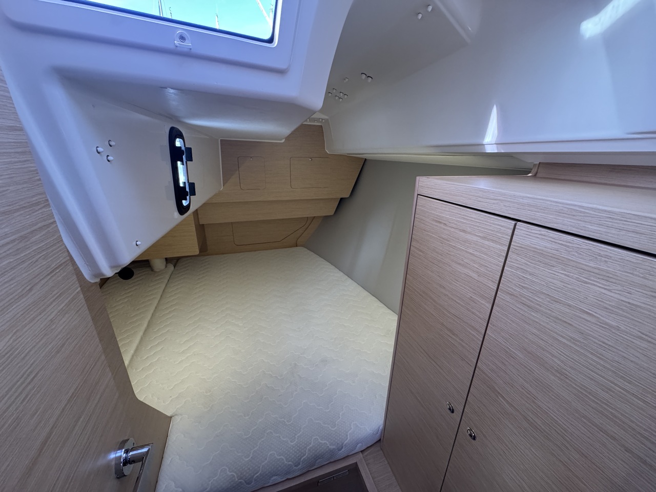 Dufour 37 - 2 cab. — photo 15