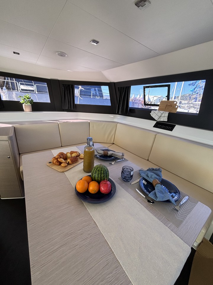 Photo #7 - Dufour 48 Catamaran - 5 + 1 cab. (Siente El Mar) in Talamanca - 43231