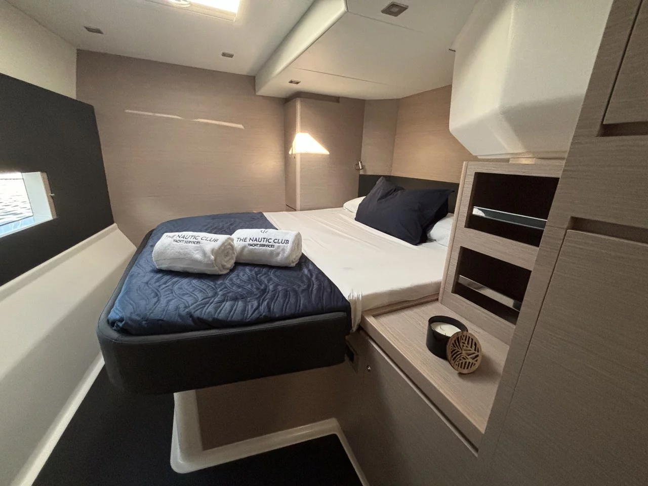 Dufour 48 Catamaran - 5 + 1 cab. (Siente El Mar)  - 13