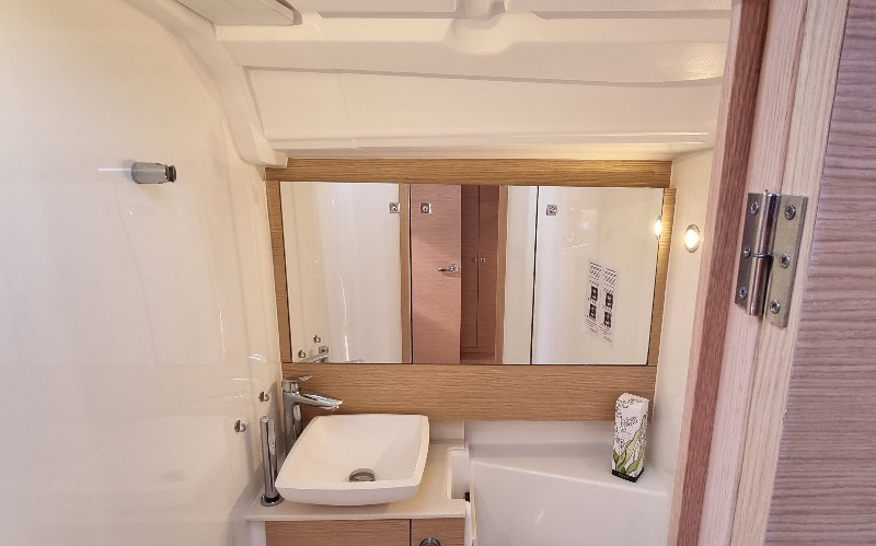 Photo #14 - Dufour 430 - 3 cab. (Lucie) in Golfe Juan - 43268