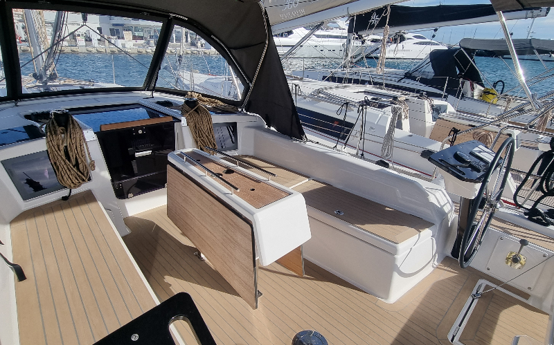 Photo #4 - Dufour 37 - 2 cab. (Skyline) en Golfe Juan - 43270
