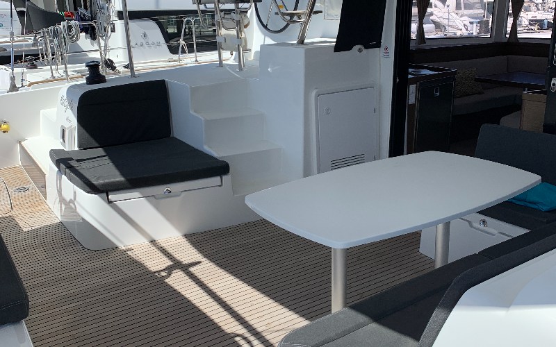 Photo #5 - Lagoon 42 - 3 + 1 cab. (Maupiti) in Saint Raphael - 43274