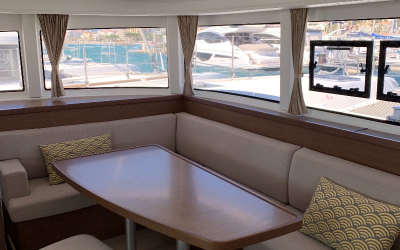 Photo #7 - Lagoon 42 - 3 + 1 cab. (Maupiti) in Saint Raphael - 43274