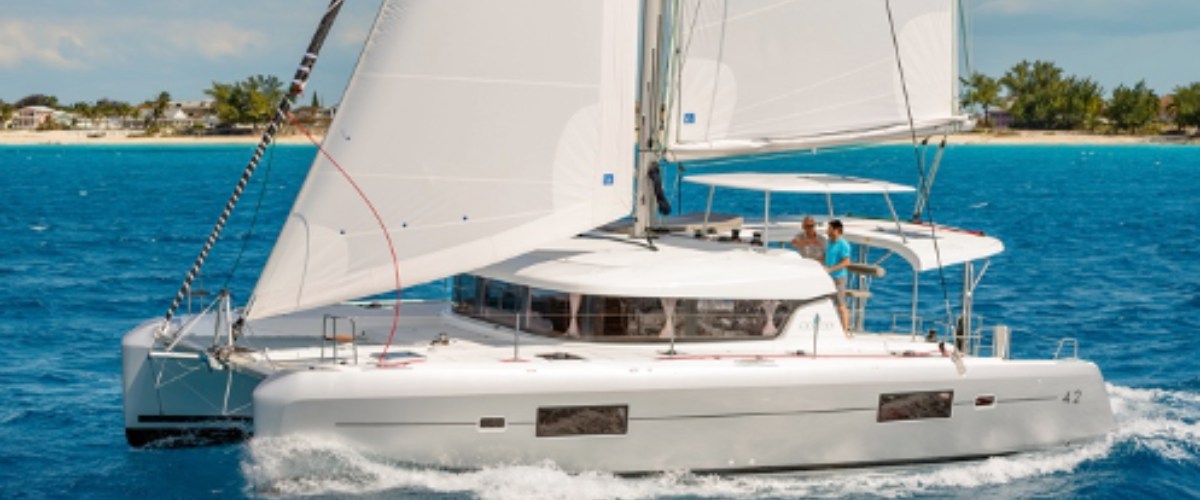 Photo #1 - Lagoon 42 - 4 + 1 cab. (Double Trouble) en Saint Raphael - 43277