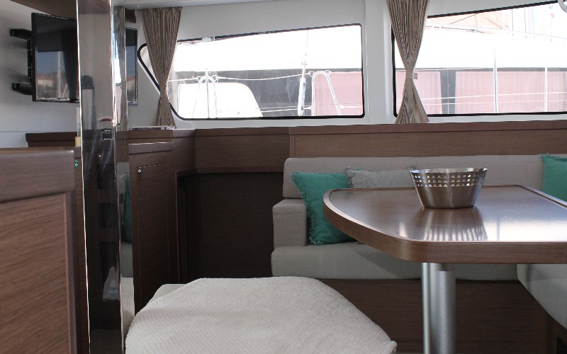 Photo #8 - Lagoon 42 - 4 + 1 cab. (Double Trouble) en Saint Raphael - 43277