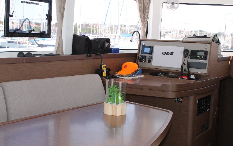 Photo #10 - Lagoon 42 - 4 + 1 cab. (Double Trouble) en Saint Raphael - 43277
