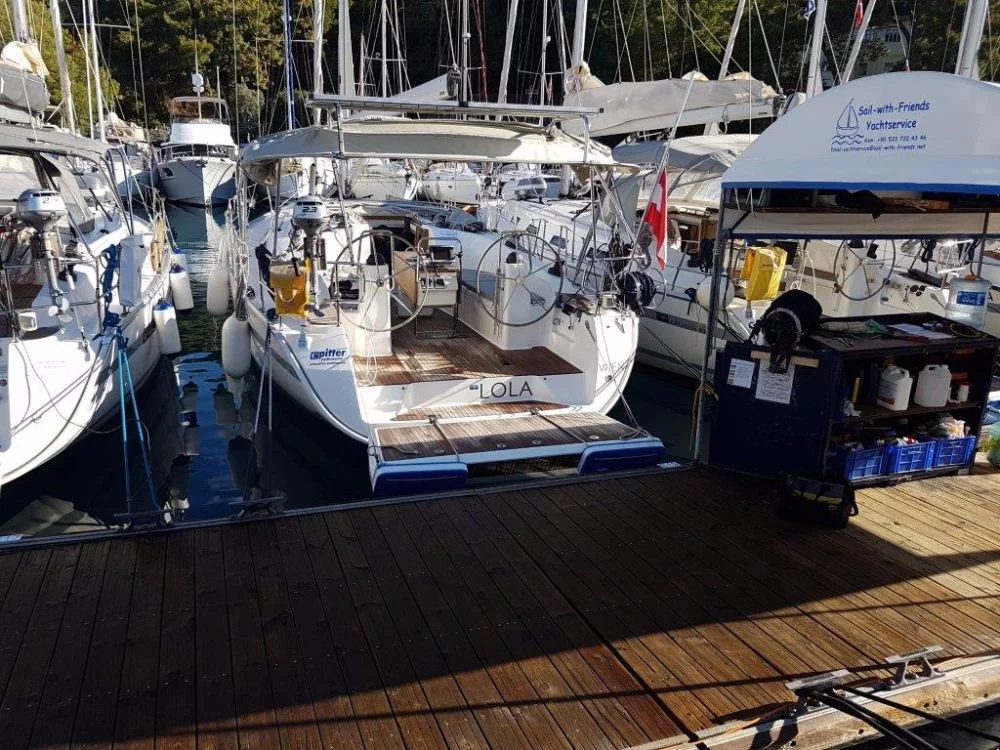 Bavaria Cruiser 40 (Lola)  - 2