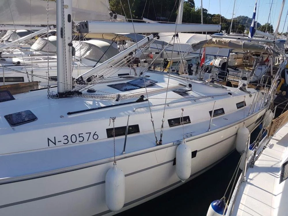 Bavaria Cruiser 40 (Lola)  - 3