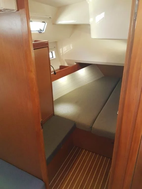 Bavaria Cruiser 40 (Lola)  - 13