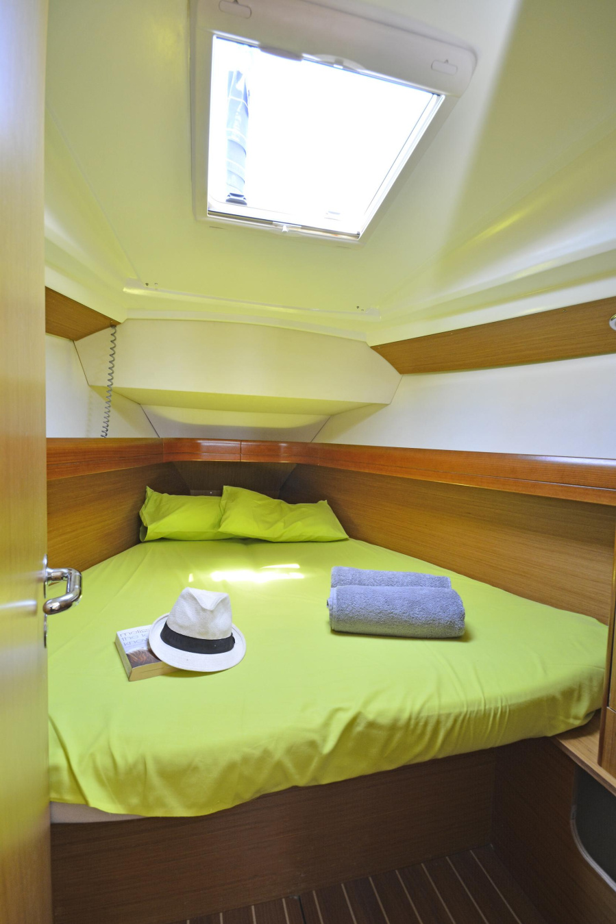 Photo #13 - Sun Odyssey 36i (Ismini) in Preveza - 43376