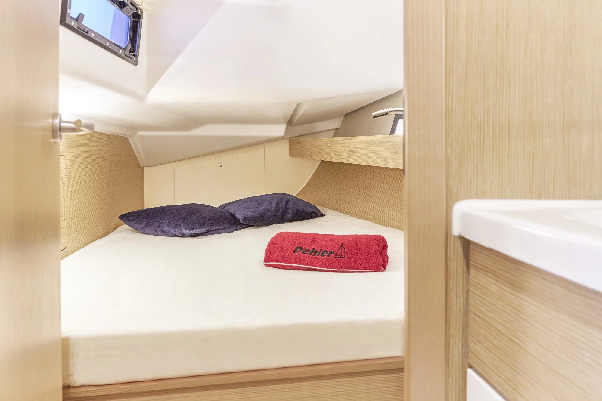 Dehler 38 (Redshift)  - 9