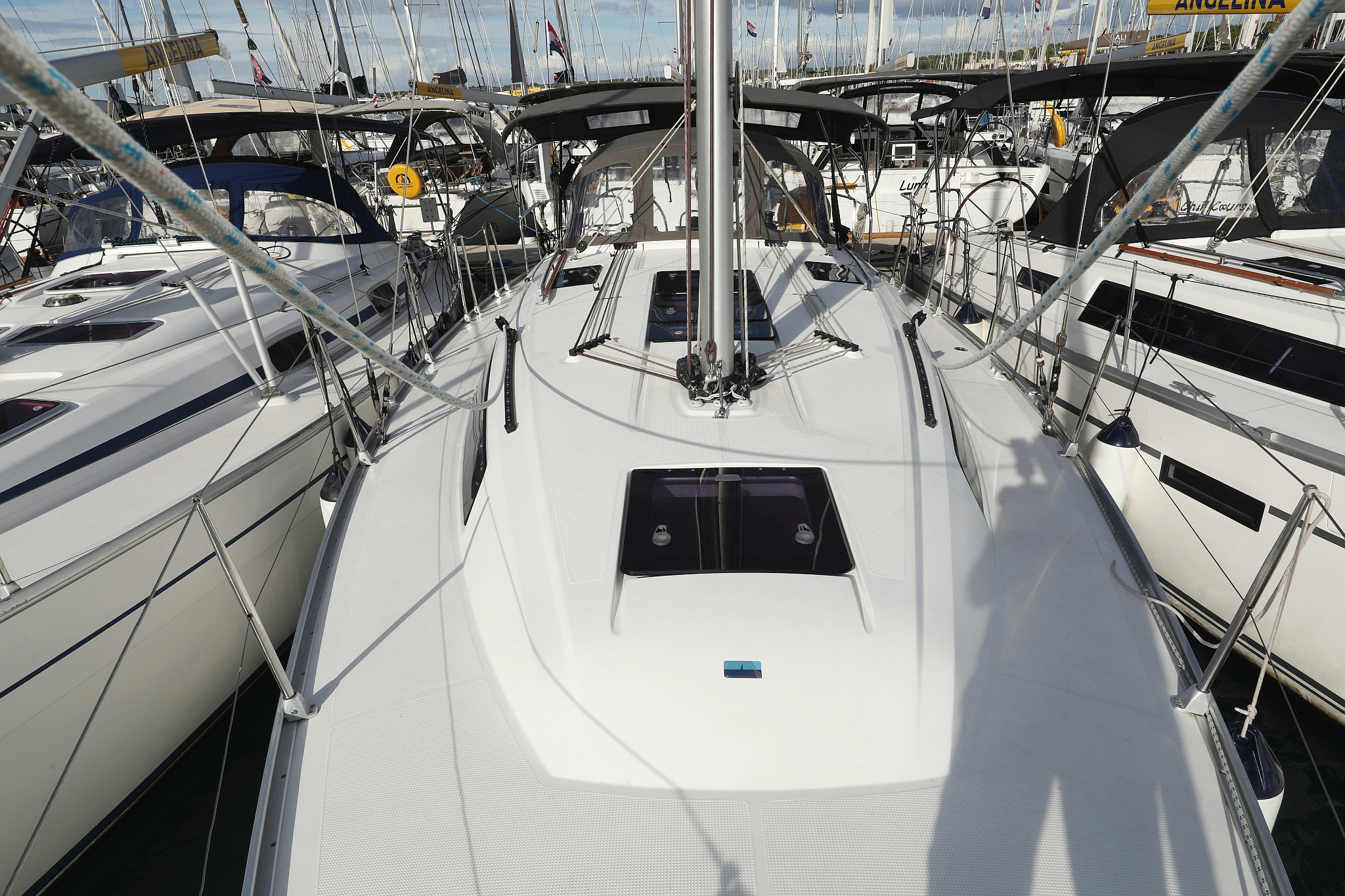 Photo #28 - Bavaria Cruiser 37 - 3 cab. (Sun Course) in Biograd - 43392