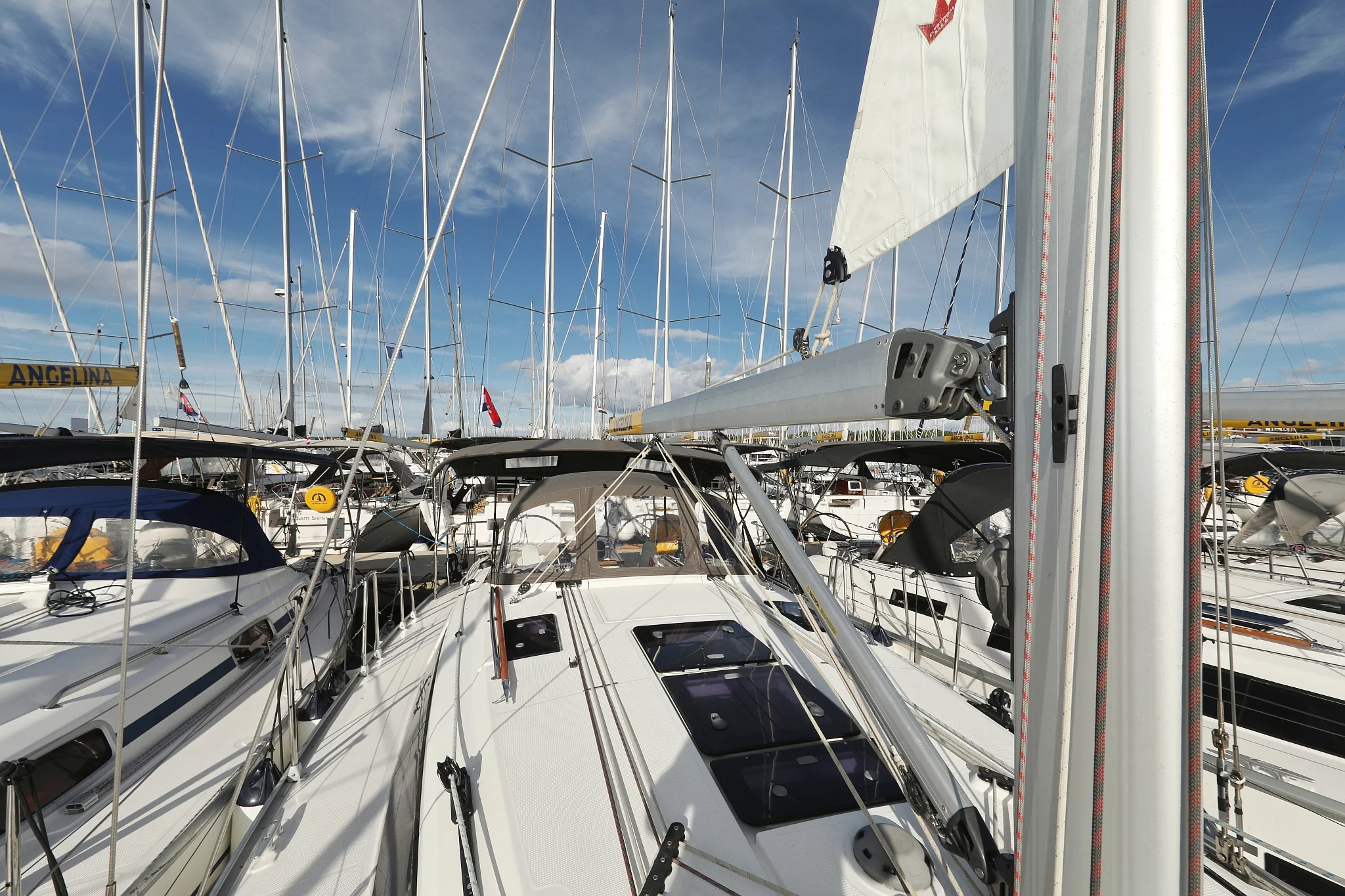 Bavaria Cruiser 37 - 3 cab. (Sun Course)  - 28