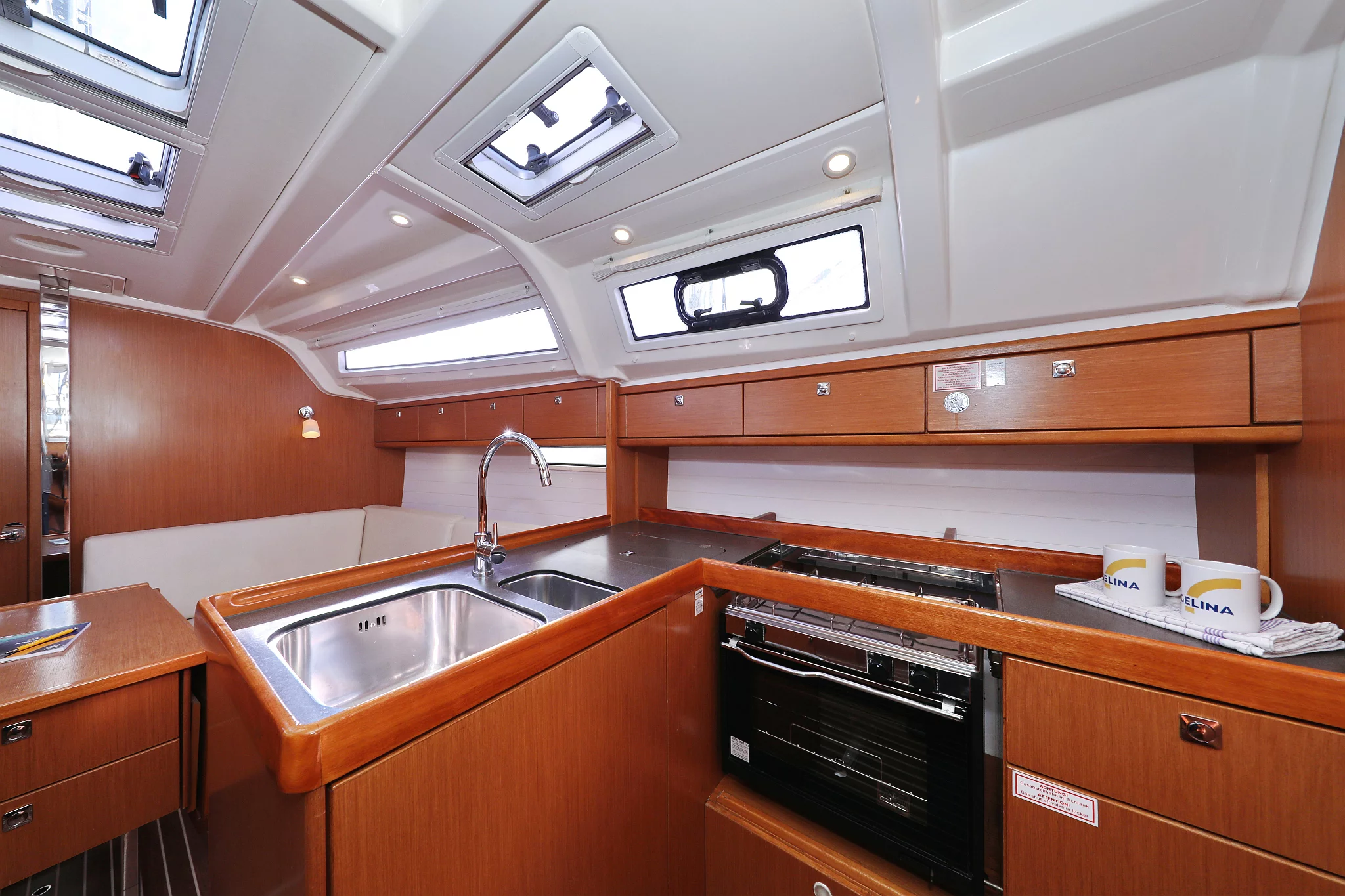Bavaria Cruiser 37 - 3 cab. (Sun Course)  - 39