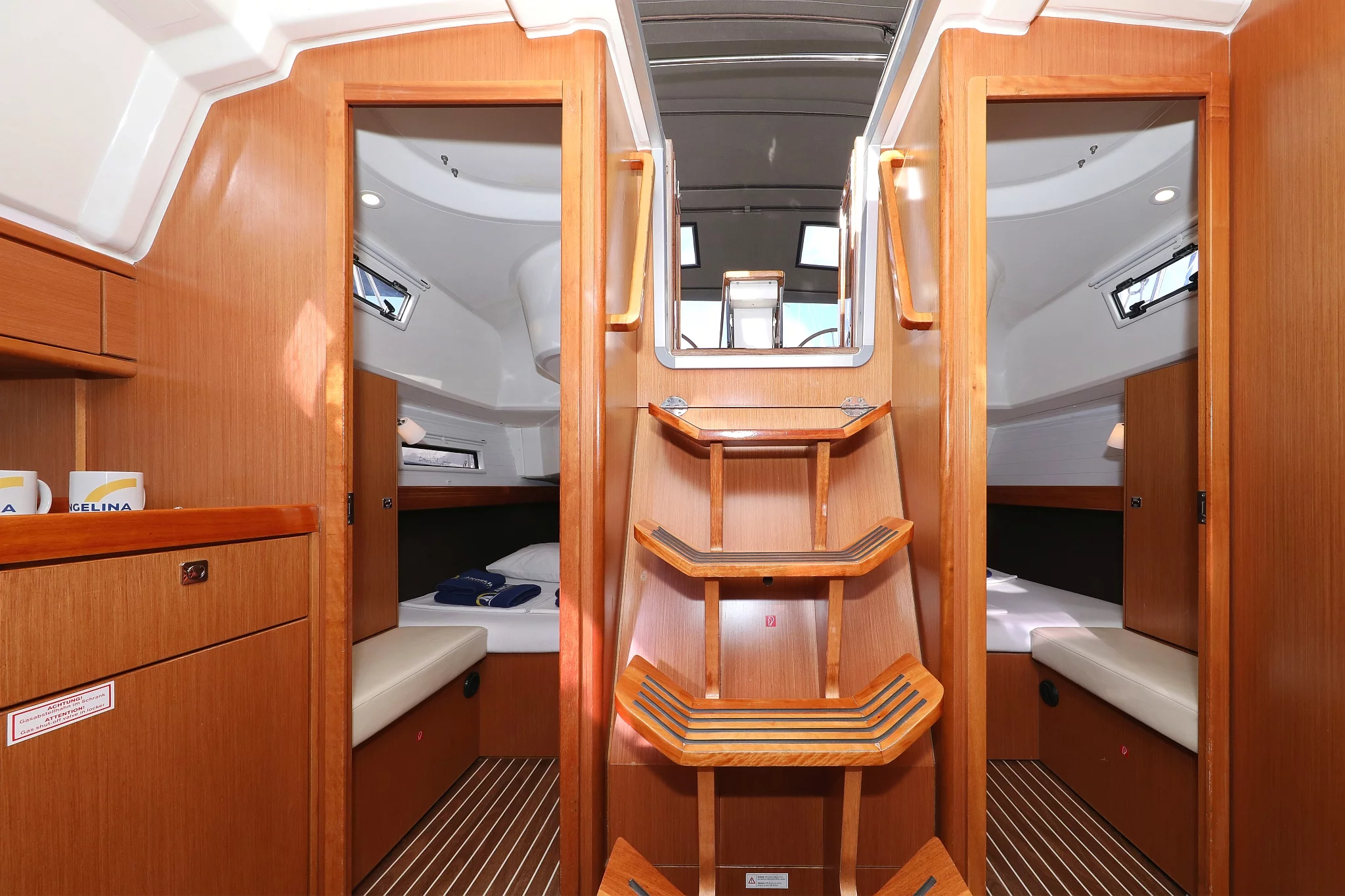 Bavaria Cruiser 37 - 3 cab. (Sun Course)  - 40