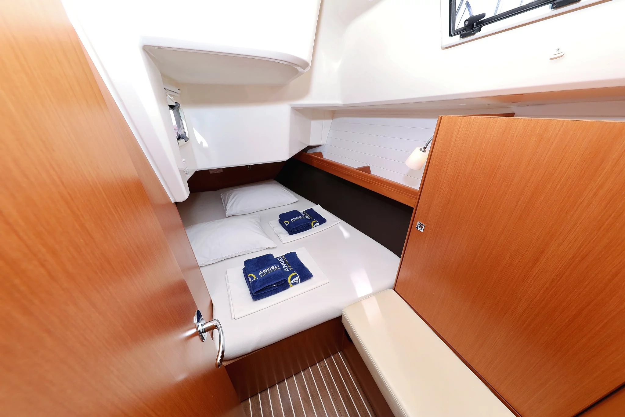 Bavaria Cruiser 37 - 3 cab. (Sun Course)  - 1