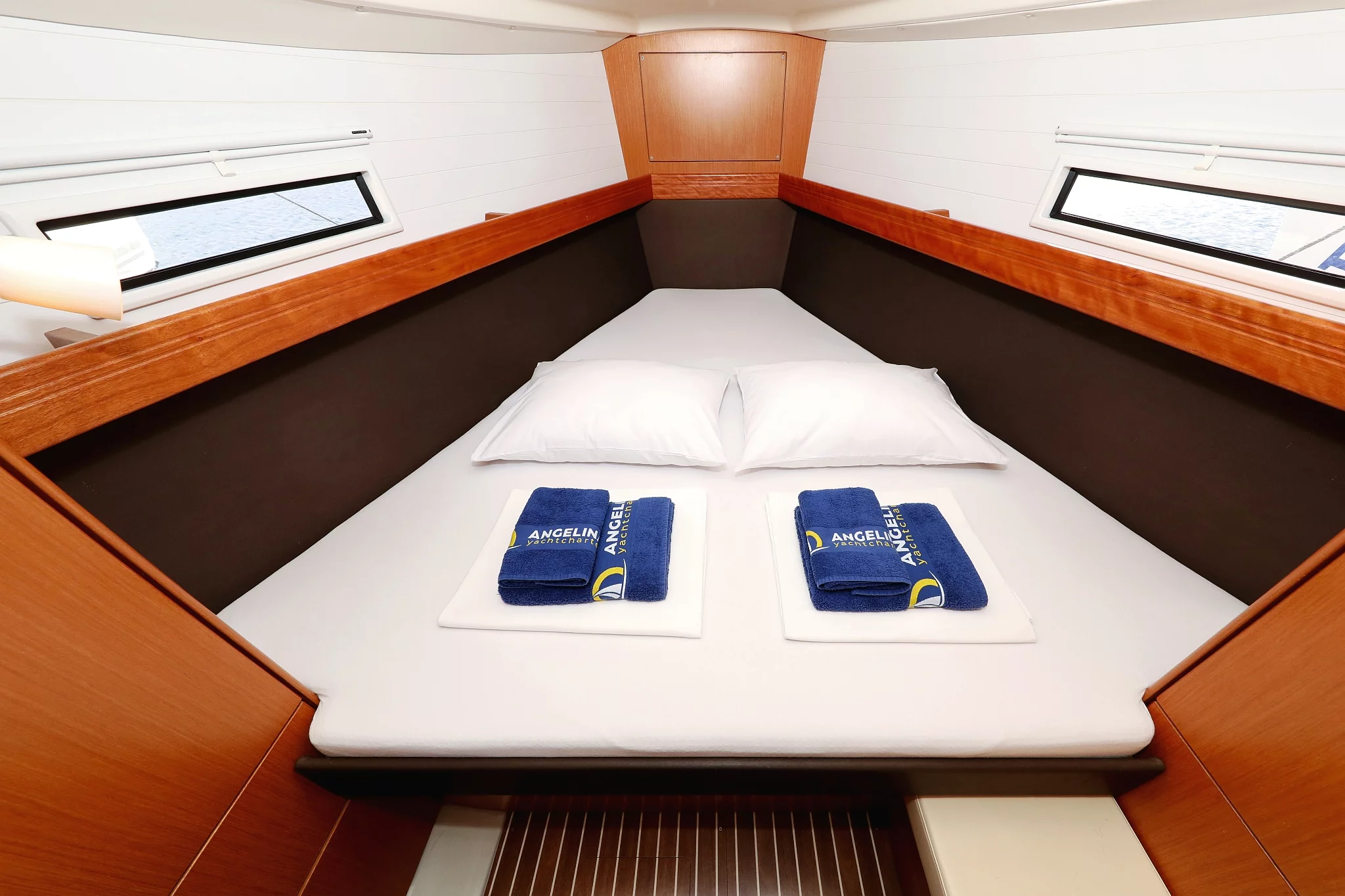 Bavaria Cruiser 37 - 3 cab. (Sun Course)  - 4