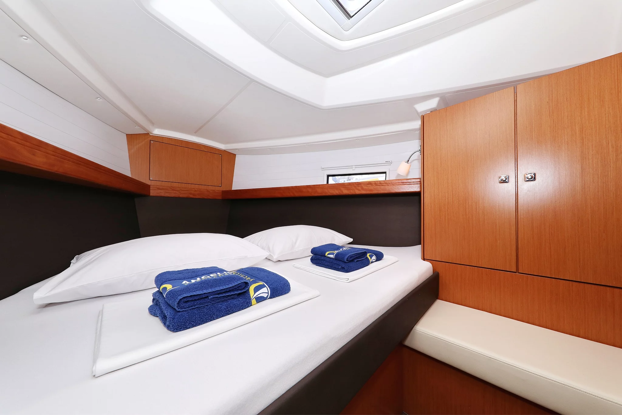 Bavaria Cruiser 37 - 3 cab. (Sun Course)  - 5