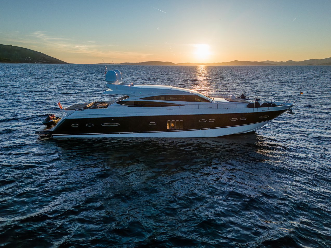 Photo #4 - Princess V78 (Gitana II) in Trogir - 43426