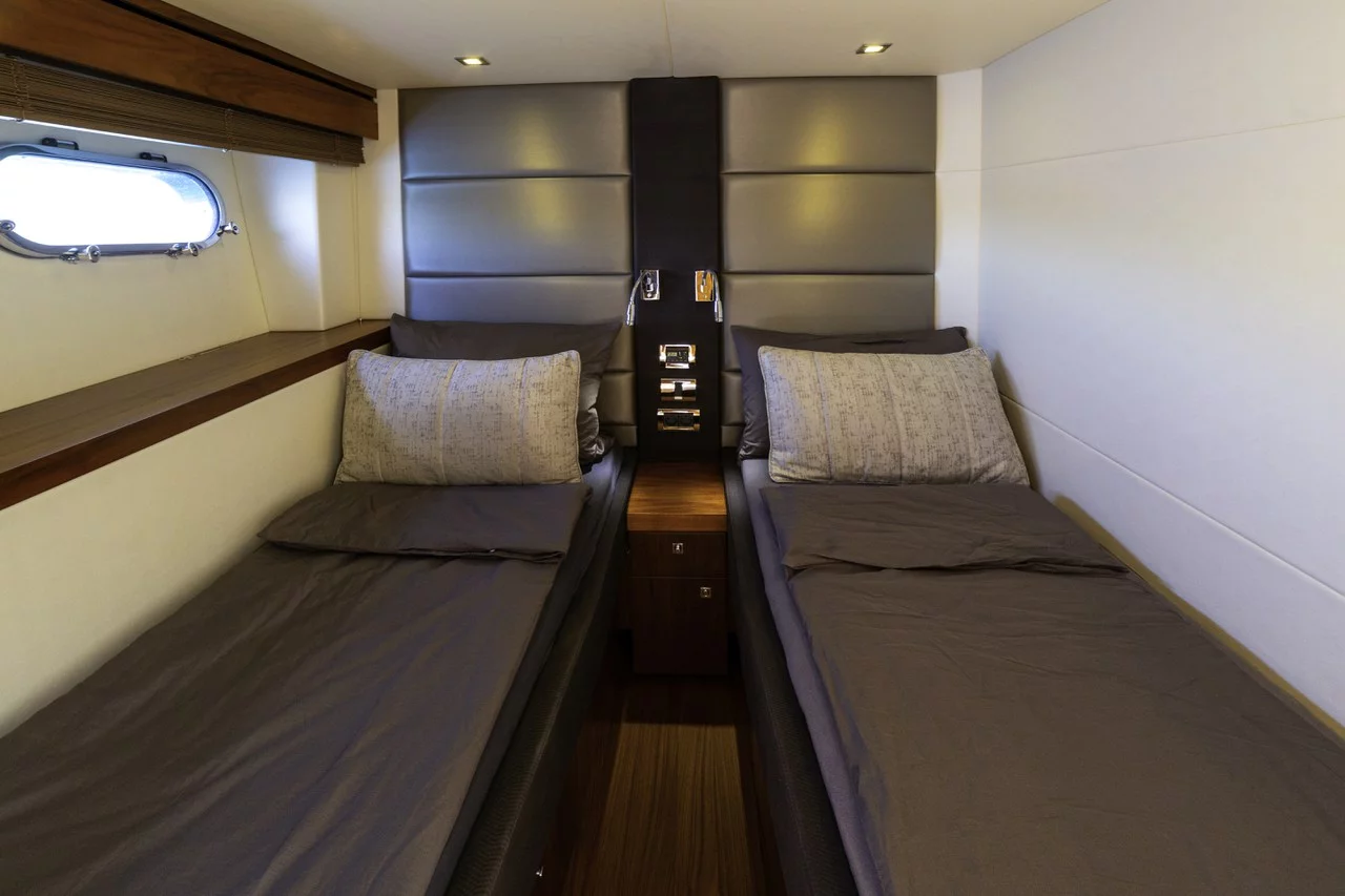 Sunseeker Manhattan 63 (2 Drunk)  - 20
