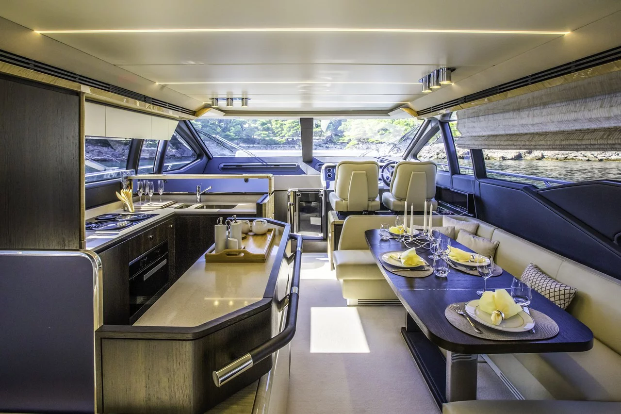 Azimut 66 (Tamara II)  - 13