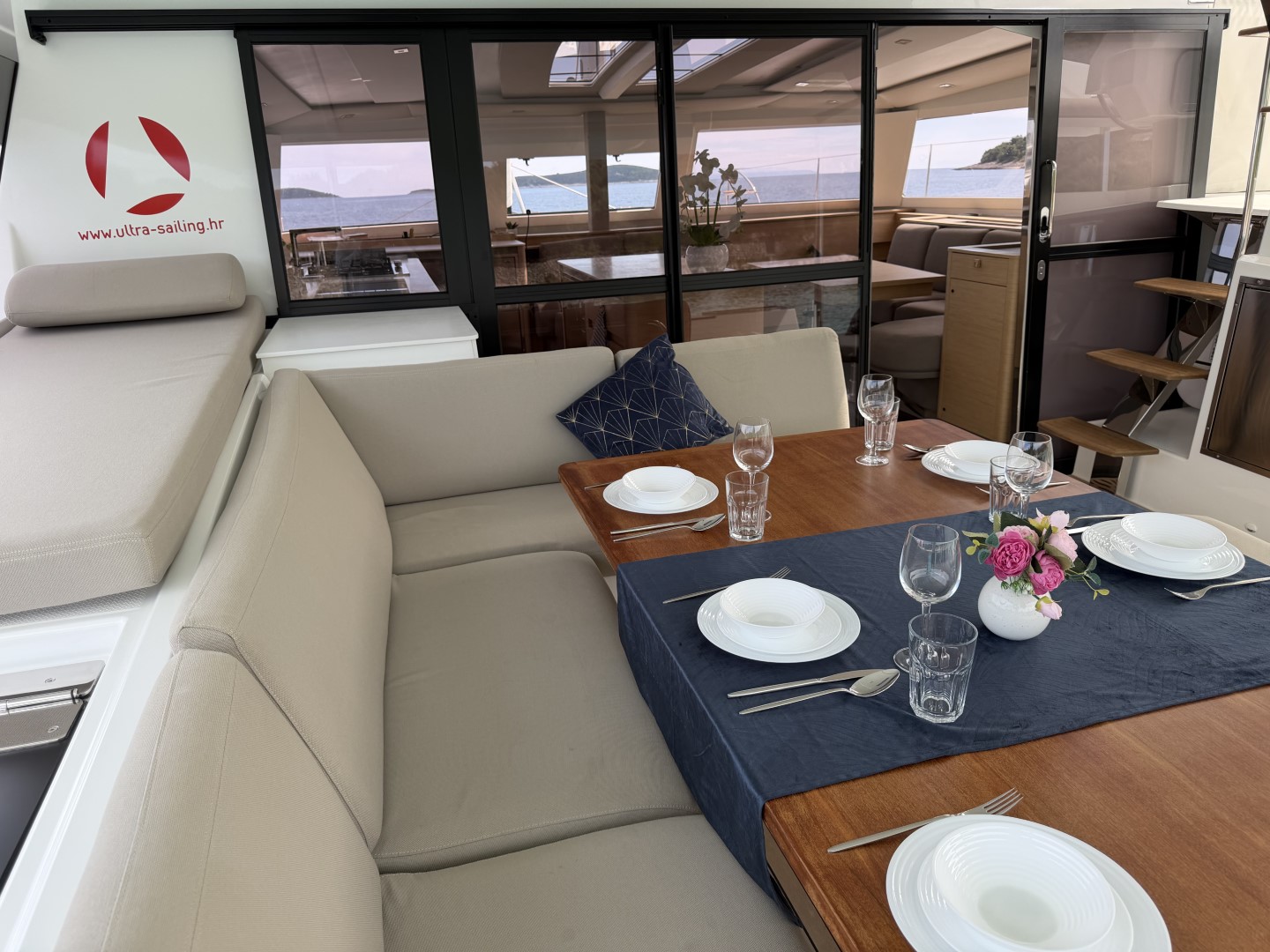 Fountaine Pajot Aura 51 - 5 + 1 cab. — photo 11