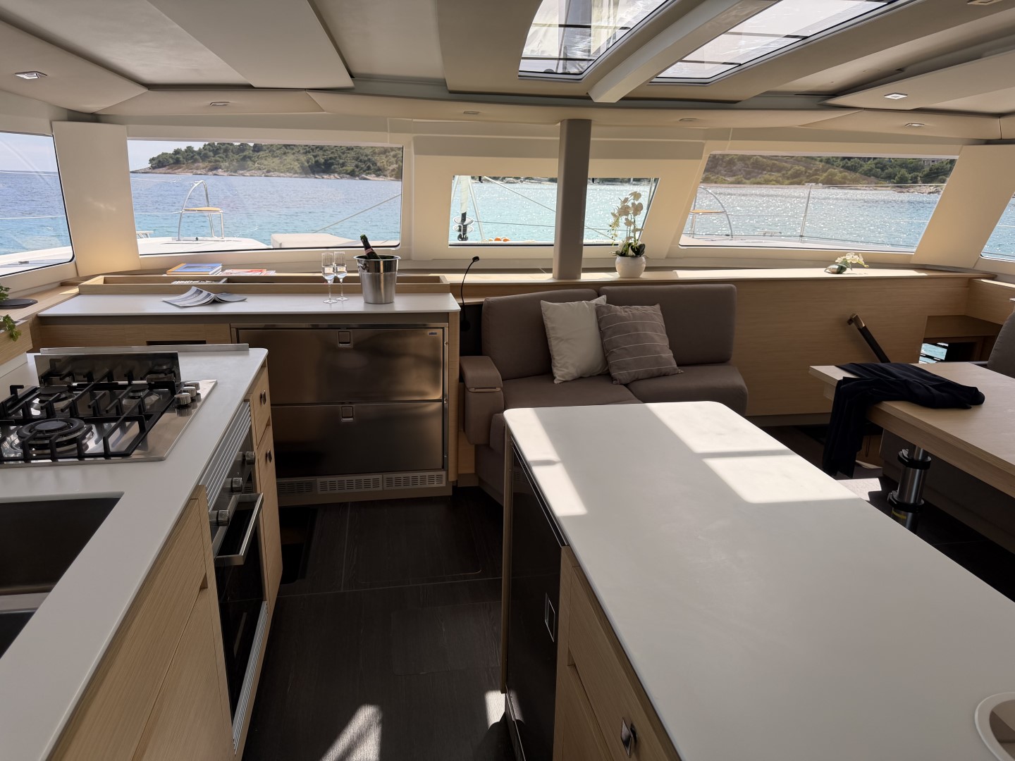 Fountaine Pajot Aura 51 - 5 + 1 cab. — photo 17