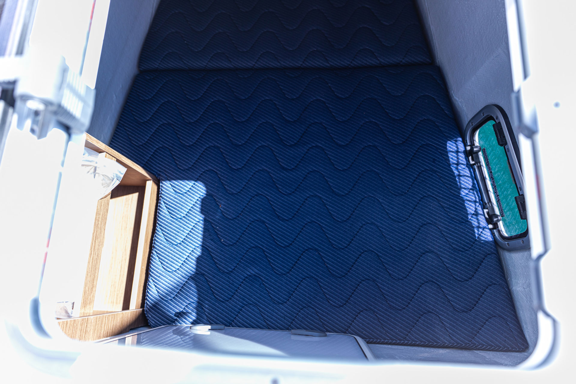 Lagoon 40 - 4 + 2 cab — photo 24