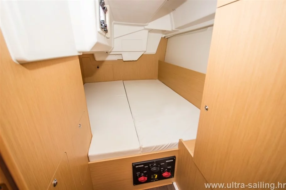 Oceanis 35 (Gaston)  - 9